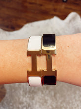 Load image into Gallery viewer, Large H Bracelet
